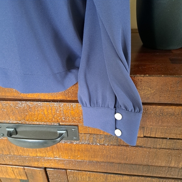 Loft Blouse Tie Back Blue Women's Small V-neck Long Sleeved Gathered Shoulder - Picture 15 of 16